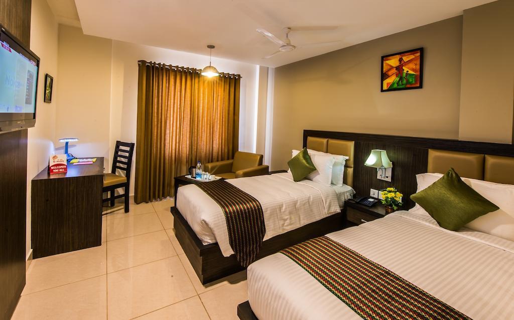 Plaza Hotel Trichy Tiruchirappalli Habitación foto